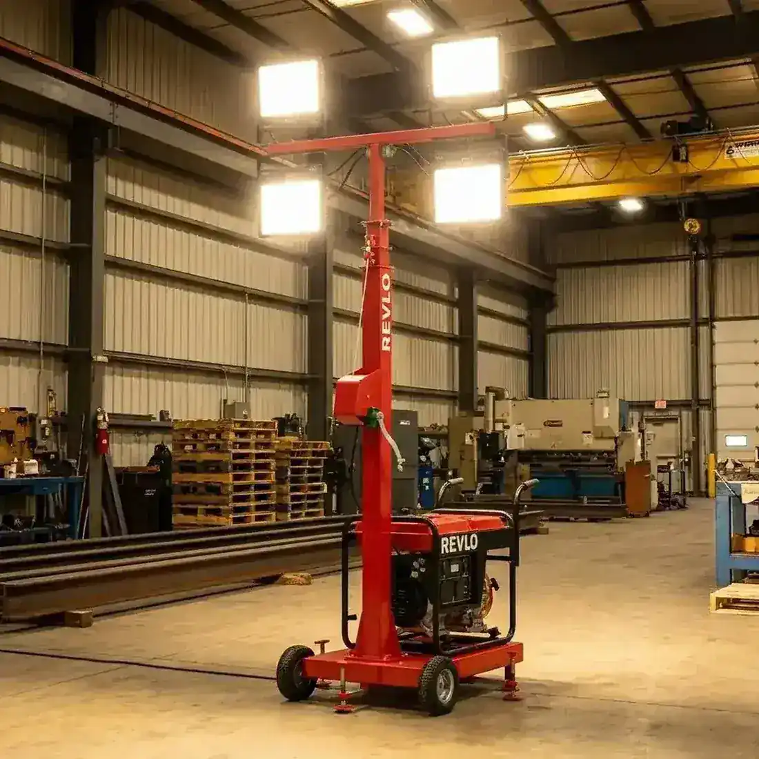 Torre de Iluminação RV 2400 da Revlo com gerador a diesel integrado
