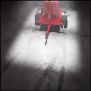 Vista traseira da Torre de Iluminação RV 4000 com o gerador a diesel